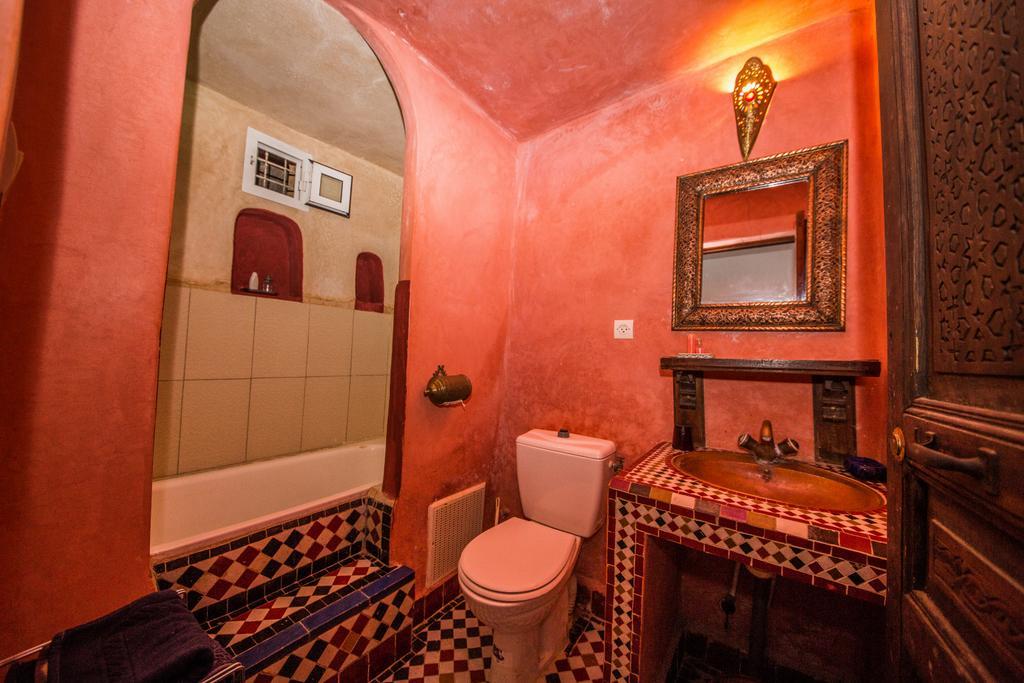 Dar Tamo Hotel Fez Exterior foto