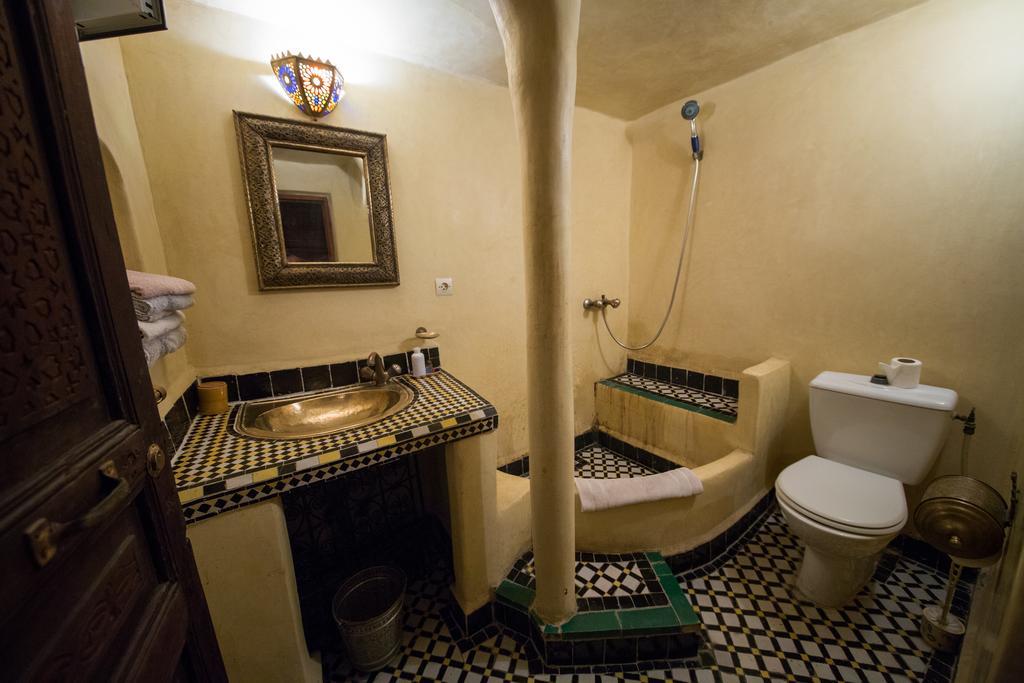 Dar Tamo Hotel Fez Exterior foto