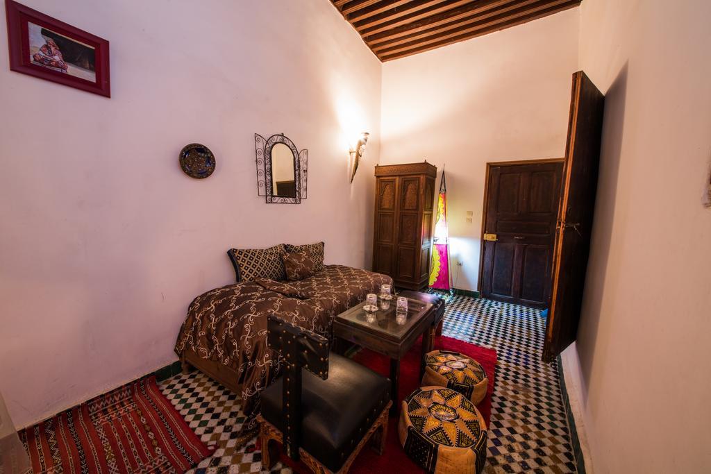 Dar Tamo Hotel Fez Exterior foto