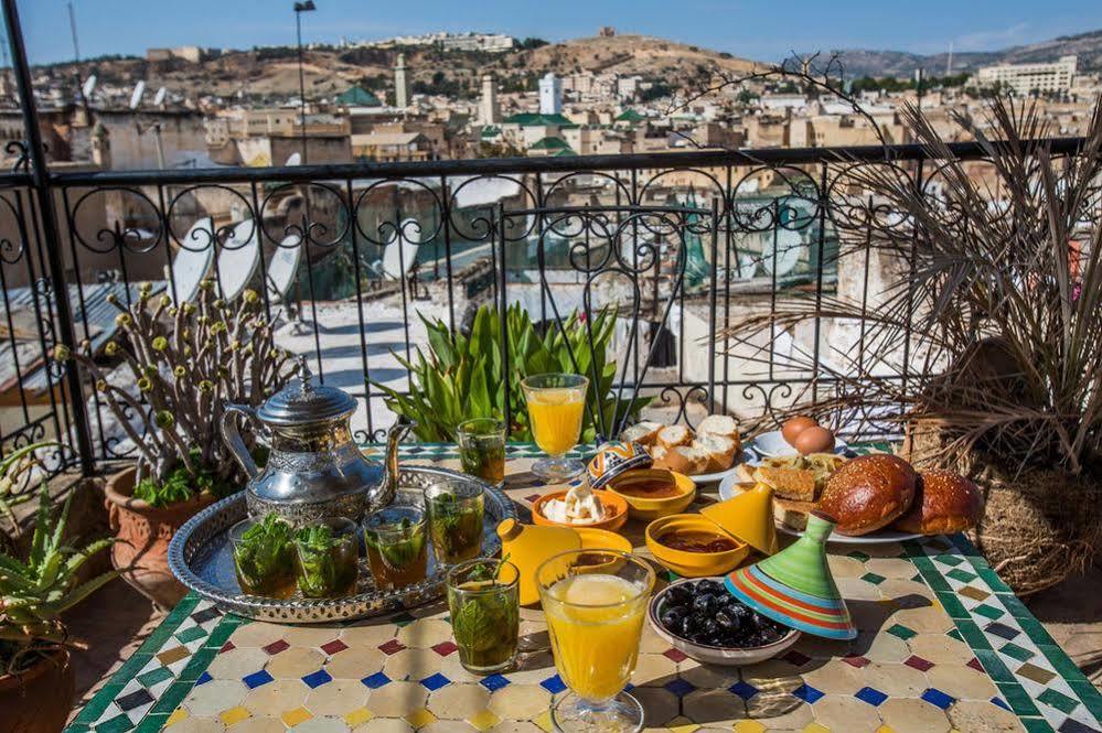 Dar Tamo Hotel Fez Exterior foto